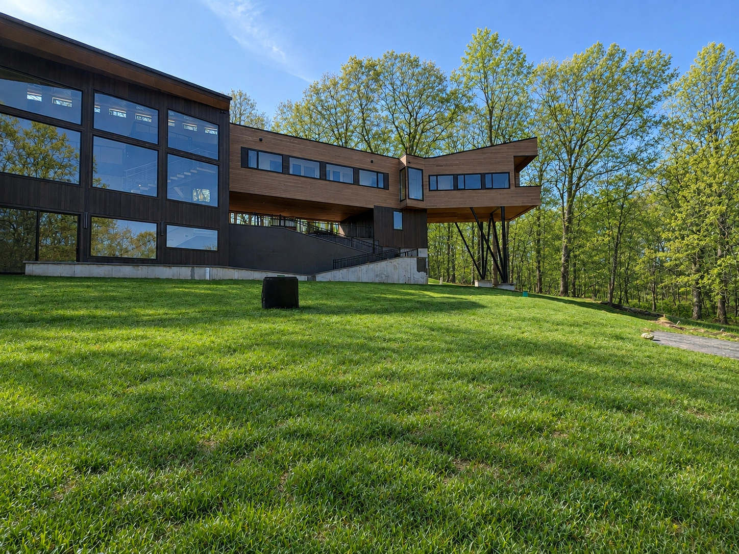 Custom home exterior built by Buck Run Builders in Pennsylvania